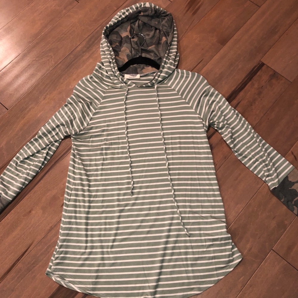 Lightweight boutique hoodie